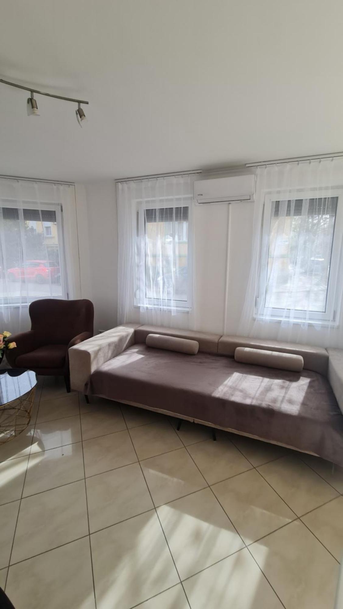 Tulipan Apartman Segedin Dış mekan fotoğraf